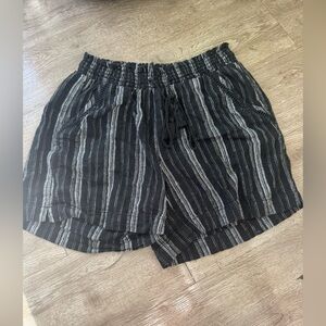 Briggs New York Black and Gray Striped High Waist Shorts